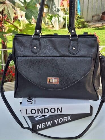 tommy hilfiger d: Prelepi modeli ženskih torbi
Cena 2500 din — 15