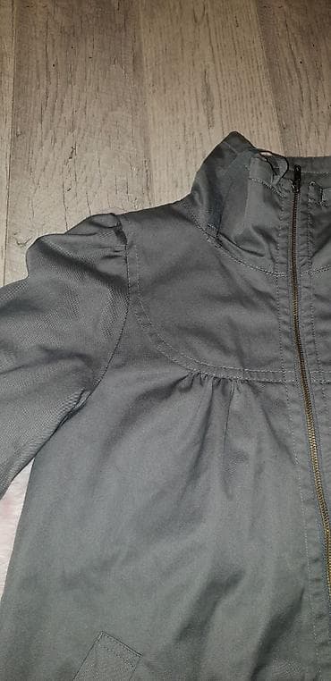 Women's Coats: Jakna duza H&M,sive boje(malo sbetlija nokansa uzivo),dužine do — 6