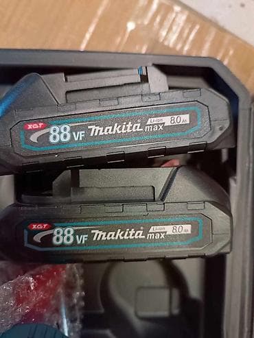 makaze za pecenje kragujevac: Makita aku set testera i makaze 88v dve baterije Makita testera — 3