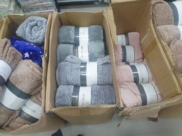 dimenzije sofe: Plisano ćebe-prekrivac
Dimenzije 
150x din
200x din
Na vise popust — 4