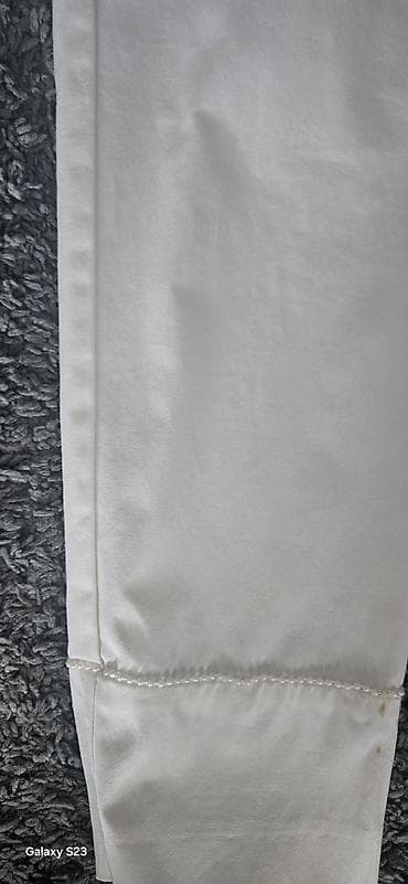 zenski satovi cacak: Nove P.S. bele pantalone 34,imaju elastina, prelepe — 2