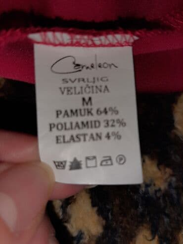 čipkaste haljine svecane haljine do kolena: Prelepa haljina koralno crvene boje klasicnog kroja koja istice — 4