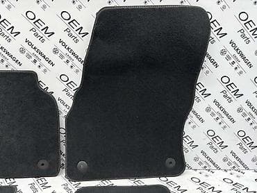 oprema za zip line: PATOSNICE ORIGINAL ZA AUDI Q3 | Nove original patosnice za Audi Q3 — 4