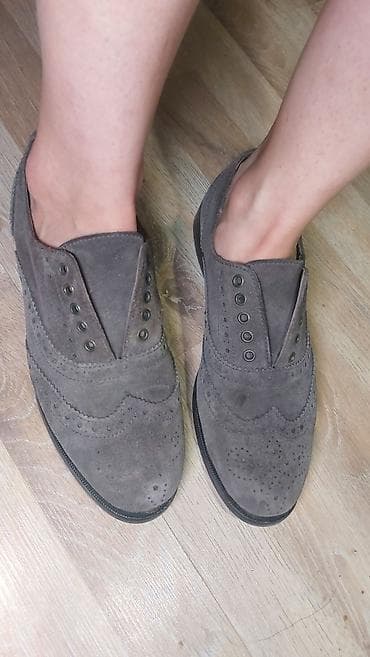 braon sandale na stiklu: Ženske brogue cipele bez pertli – siv braon antilop - Materijal — 1