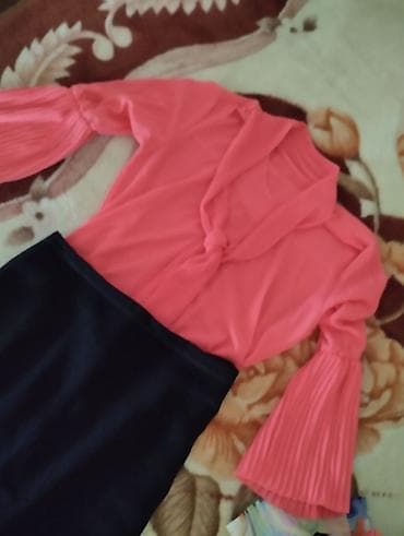 decija trenerka komplet partizan crna reviews: Elegantna kombinacija bluza + suknja - Gornji deo: moderna bluza u — 2