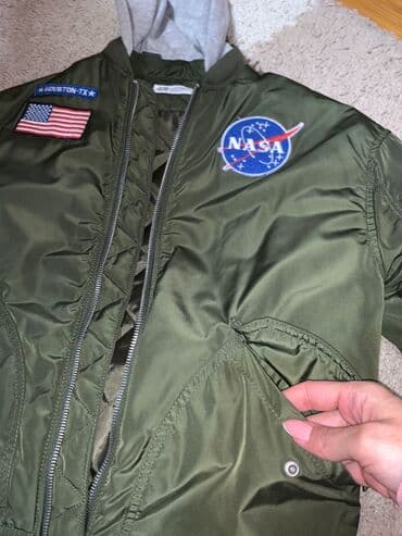 jaknice sa krznom: H&M, Windbreaker jacket, 134-140 — 2