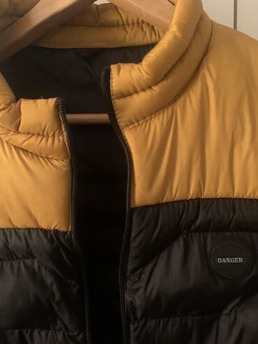 c a zimske jakne: Vest, L (EU 52), color - Black, Polyester — 2