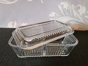 Posuda nova staklena za margarin,maslac itd. Posuda