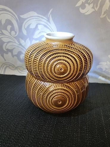 dekor paracin: Vaza porcelanska Zajecar iz 70ih.god. Vaza porcelan — 2