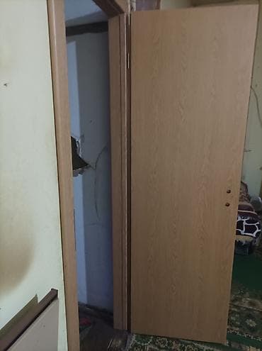 poklanjam drva za ogrev: Unutrašnja sobna vrata – drvena, imitacija hrasta - Krilo pune — 1