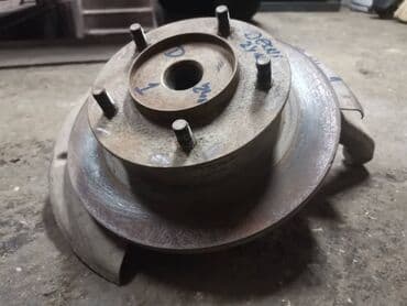 presvlake za prednja sedista: Glavcina desnog prednjeg tocka Lada 2121,21213 Niva 24mm br.1 — 4