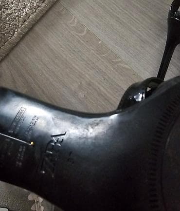 sandale sa nitnama: ZARA ženske sandale na štiklu - Model: elegantne crne sandale sa — 4