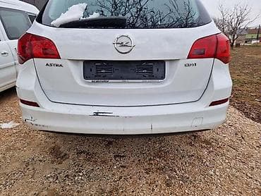 Branici: ZADNJI BRANIK BELA BOJA ZA OPEL ASTRA J | Svi delovi za Opel vozila — 1