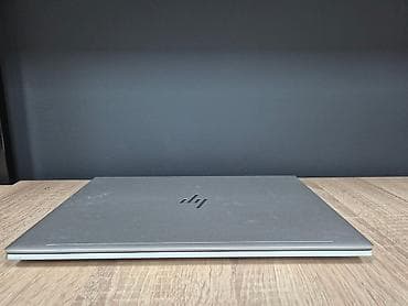 cat nova tablet: HP EliteBook (13.3") – poslovni ultrabook - Ekran: 13.3" mat — 1