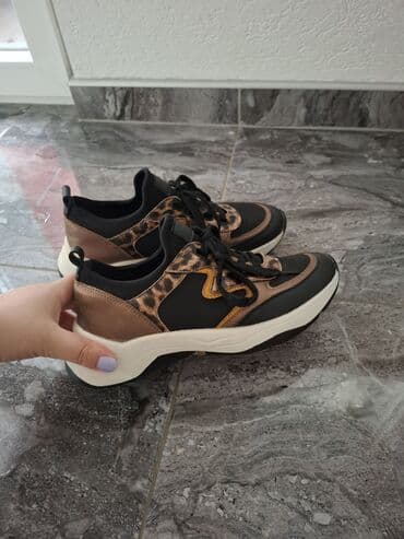 patike za kosarku adidas: 38, bоја - Šareno — 1