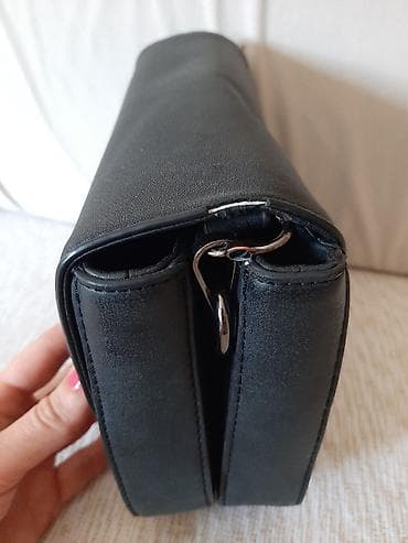 diesel torbice cene: Jako prakticna torbica,manjih dimenzija ali dosta stvari stane — 2