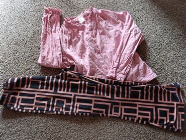 Sweatpants: 122-128 — 4