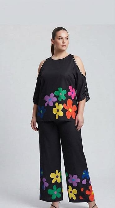 siroke cvetne pantalone: Komplet crna boja, bluza i pantalone sa šarenim cvetnim printom. - — 1