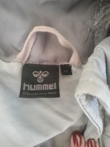 Ostalo: Hummel ženska zimska jakna u M vekičini. Nošena svega par puta. Boja — 2