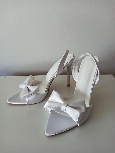 sobranje beli: Br 39
UG 25 cm
1500 rsd — 5