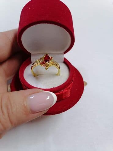 Veličine 7 8 9 10 
Cena:1100din