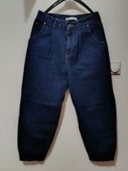Jeans: Zara baggy farmerke, veličina 38. 100% pamuk. Nošene 2-3 puta. Nikakvo — 4