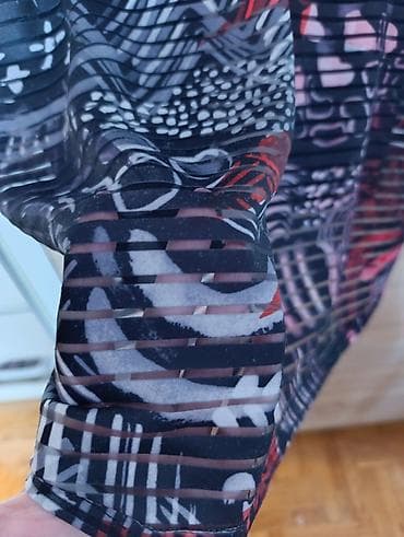 Džemperi, kardigani: Desigual haljina bez rukava, veličina M. - Kroj: uska, dužina do — 3