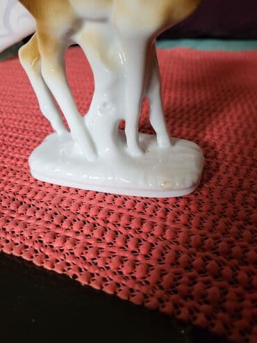 velike svece: Figura nova nemacka foreign 70,80te. Porcelanska figura,sve na njoj — 11