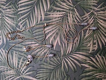 Komplet nakita – ogrlica i minđuše - Materijal: metal u