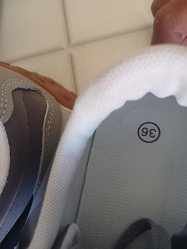 Trainers: Patike – broj 36 - Sportsko/casual model sa vezivanjem na pertle - — 4
