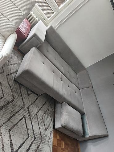 prodajem komodu: Velika ugaona garnitura ispod cene!Na prodaju ugaona garnitura (desni — 6