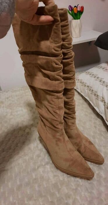 High boots, 36