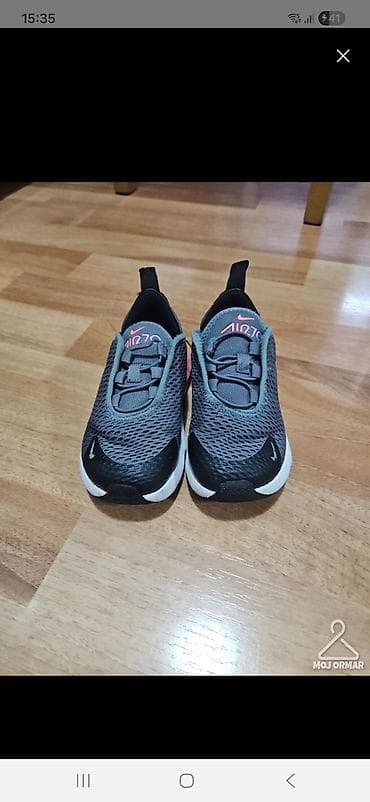 Nike patike za devojcice. Br 22,5. Jako udobne i ocuvane