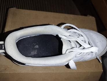 halji e: Nike patike – model inspirisan Air Force 1 siluetom - Boja: bela sa — 3