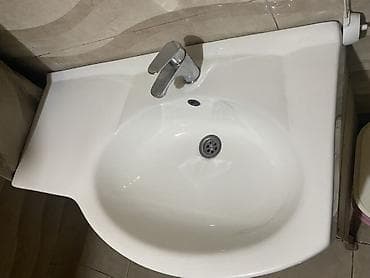 drvene ploce uradi sam: Ugradni lavabo sa jednom ručkom i otvorom za slavinu - Materijal — 1