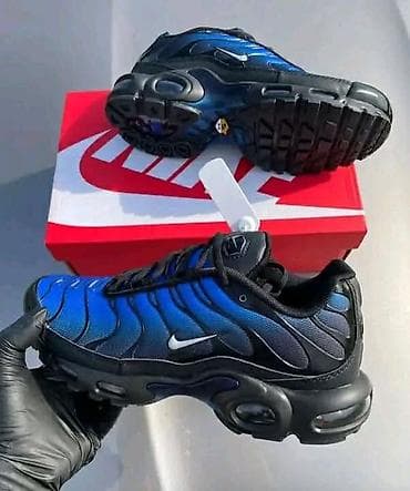znakovi patika: Nike TN A klasa
Cena: 4999 din
Brojevi: 41-46
PS✨ — 8