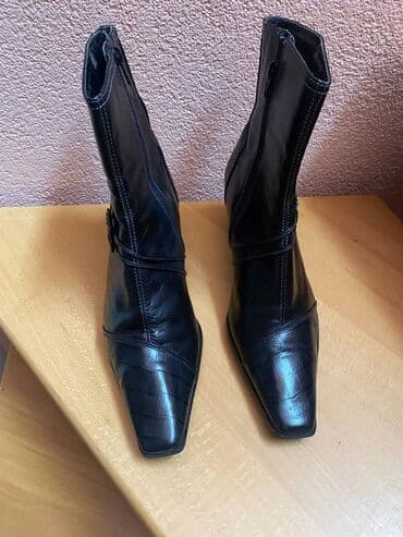 crne oksfordice: Čizme, 39 — 2