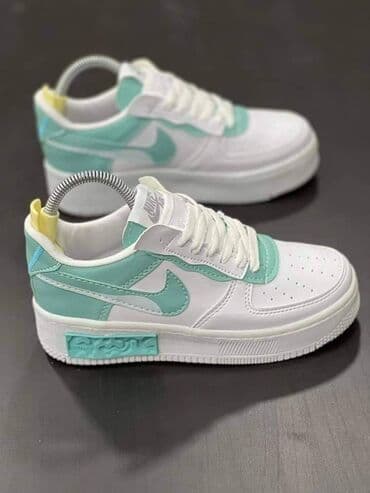 obuca 35: 36-40
3500 L — 1