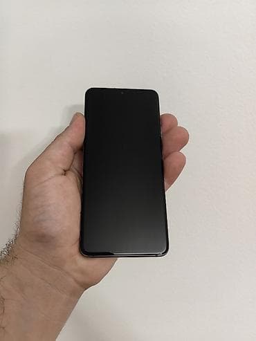 Samsung S20 5g dual sim otključan za sve mreže, sa 12/128gb memorije