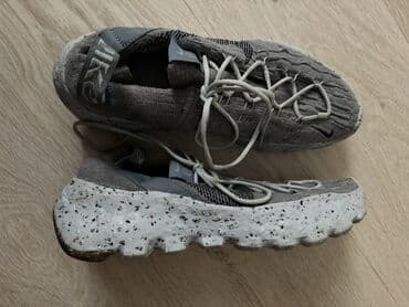 and 1 patike: Nike, 39.5 — 5