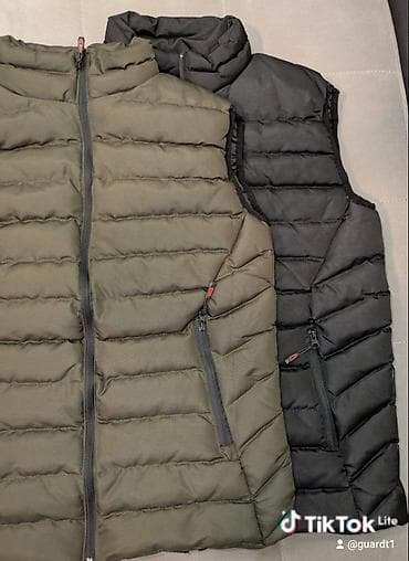 Coats and trench coats: Muški prsluci. S-XXL - Boje: tamno maslinasta i crna - Zatvaranje — 1