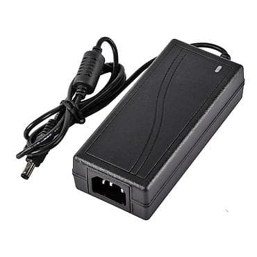 Napajanje 8A - 96W Kvalitetan adapter sa 220V na 12V snage 8A