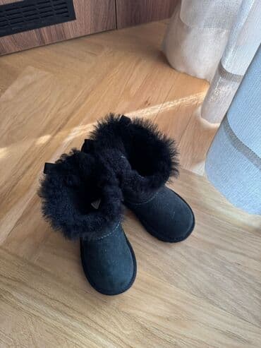 broj cipela 38 u americi: Ugg čizme, UGG, Veličina - 23 — 3