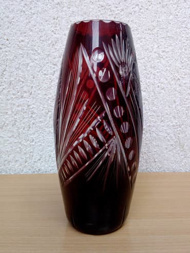 Značke, ordenje i medalje: Vazna rubin kristal Exlusivna stara kristalna vazna, rubin crvene — 2