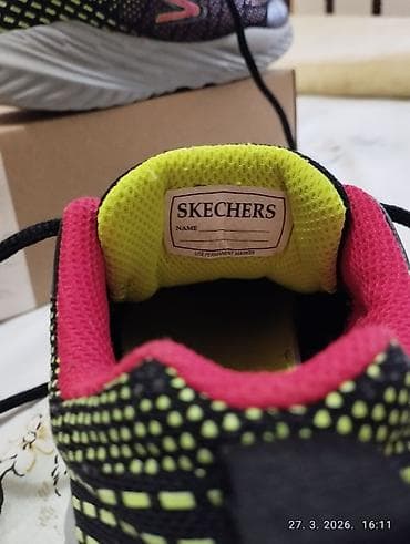 grubin dečije sandale: Skechers dečije patike za svakodnevne aktivnosti i sport. broj 27 - — 6