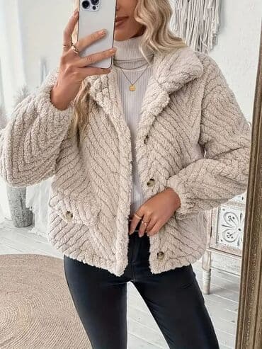 zimski kacket: ✨Ženska jakna od mekane “teddy” pliš tkanine, bež/boja peska. ✨Odlicno — 6