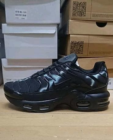 tn ženske patike: TN Nike
Cena: 3700din ❤️‍🔥
Brojevi: 36-46
O — 8