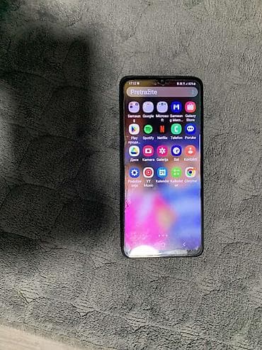 Samsung Galaxy A12, bоја - Crna