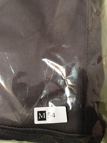 pantalone sa dzepovima: Muške cargo pantalone, tamnozelene boje. - Model: cargo džogeri sa — 2