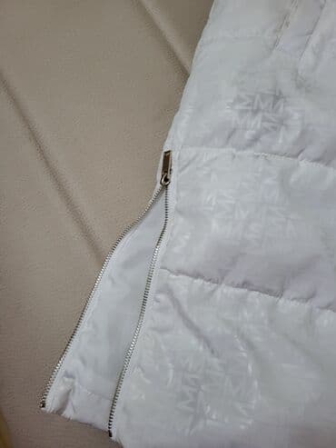 mona.rs kaputi: Prsluk, 36 — 2